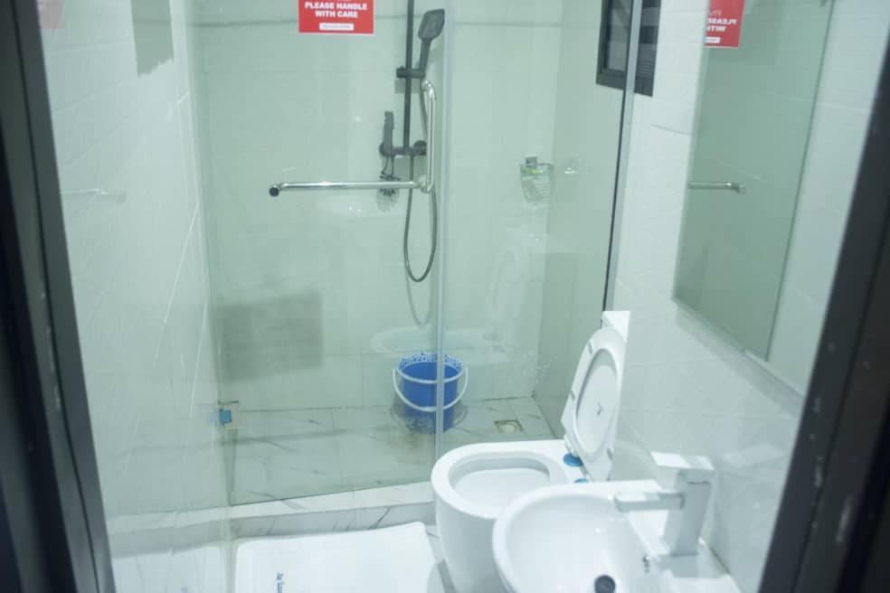 Kay Luxury Suites Uyo Exterior photo